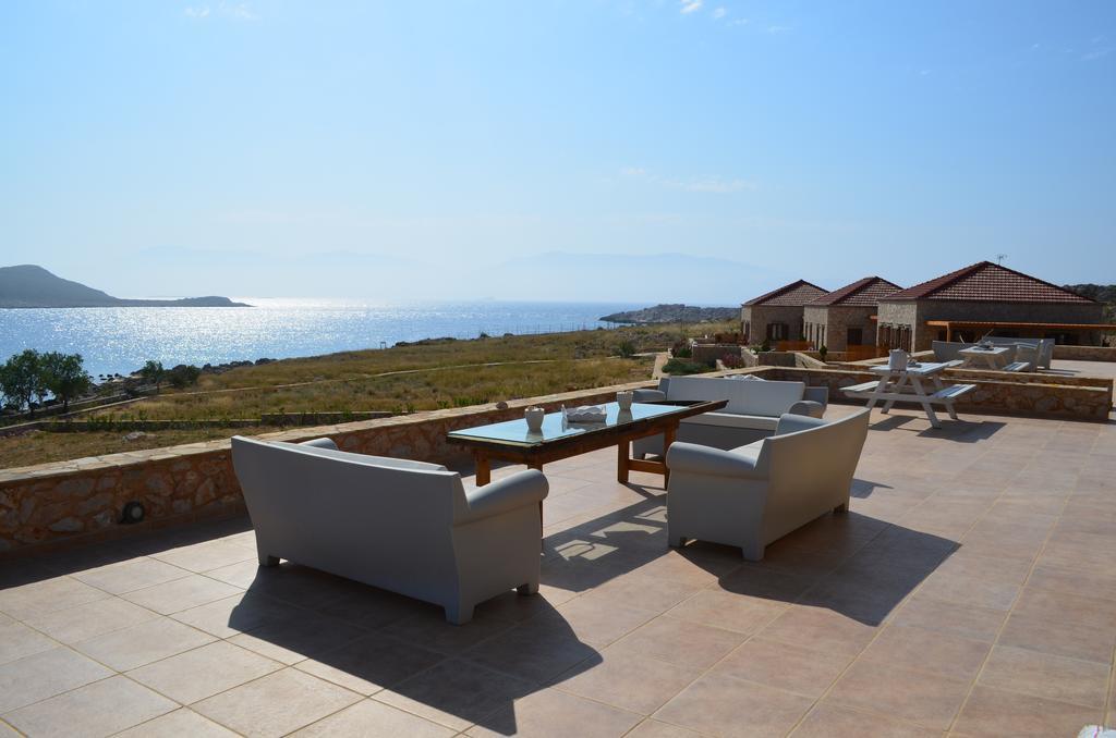 Villa Aristoteles Chalki Town Bagian luar foto